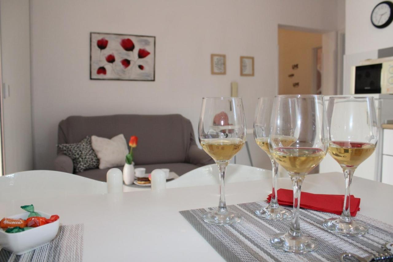 Lily'S Lovely Apartments 파자나 외부 사진