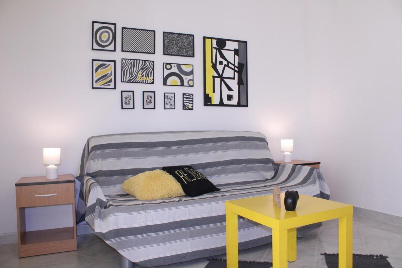 Lily'S Lovely Apartments 파자나 외부 사진